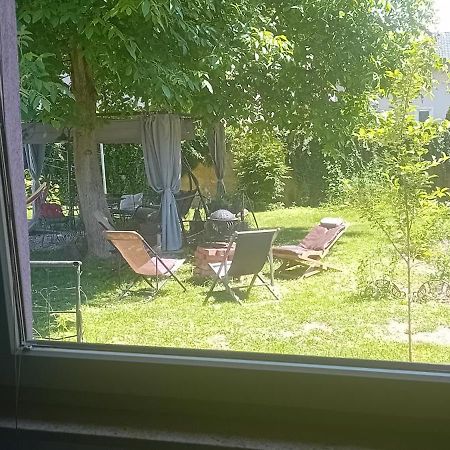 Art Room With Outdoor Living Ljubljana Exterior photo